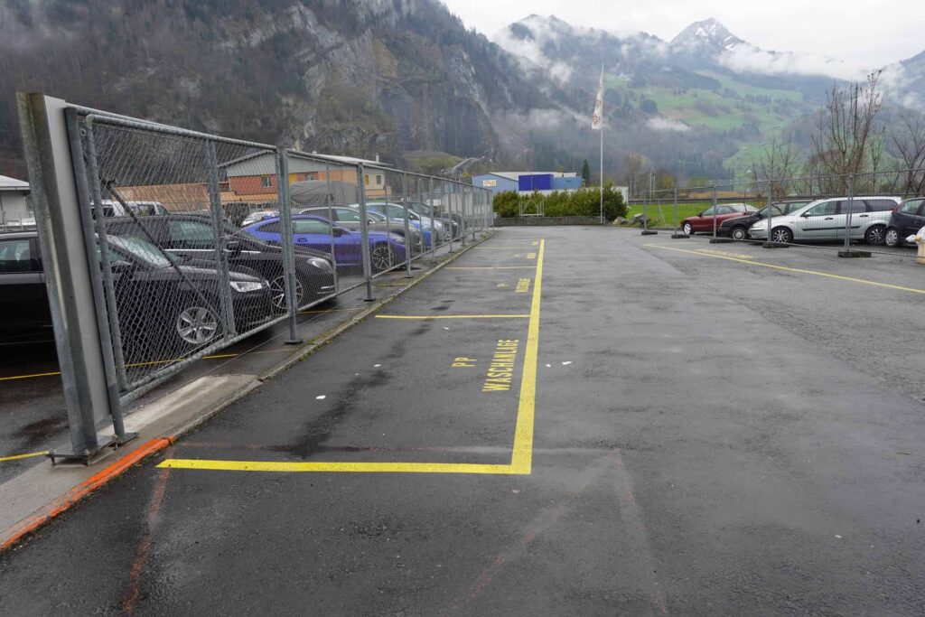 Senn Brunnen AG Autowaschanlage Parkplatzzone